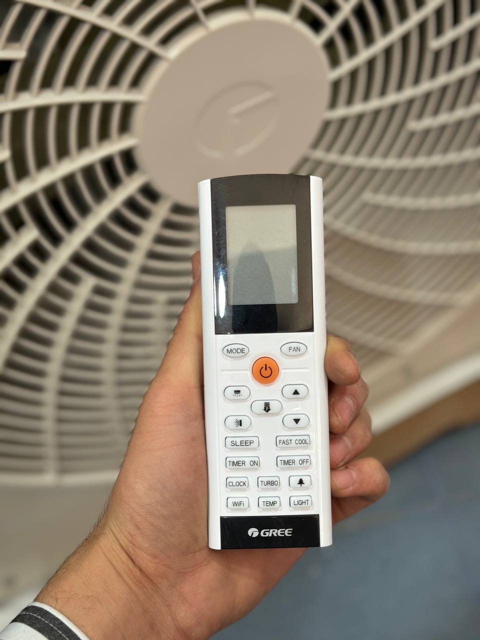 کولر گازی گری اینورتر مدل GWHT3 WIFI - Image 4